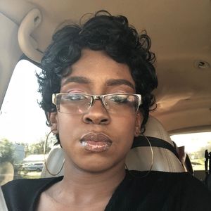 Meet your Posher, Anquonette